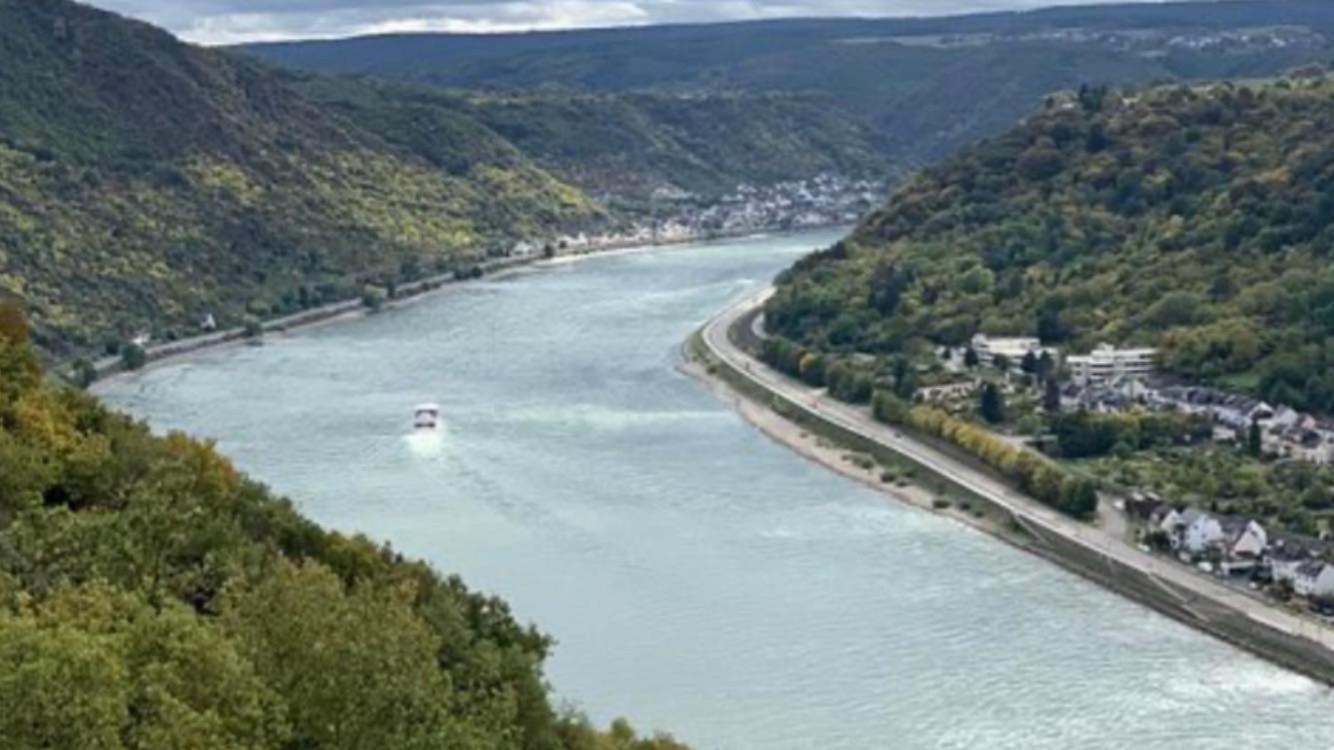 Hotel Zu Den Burgen Kamp-Bornhofen Zewnętrze zdjęcie